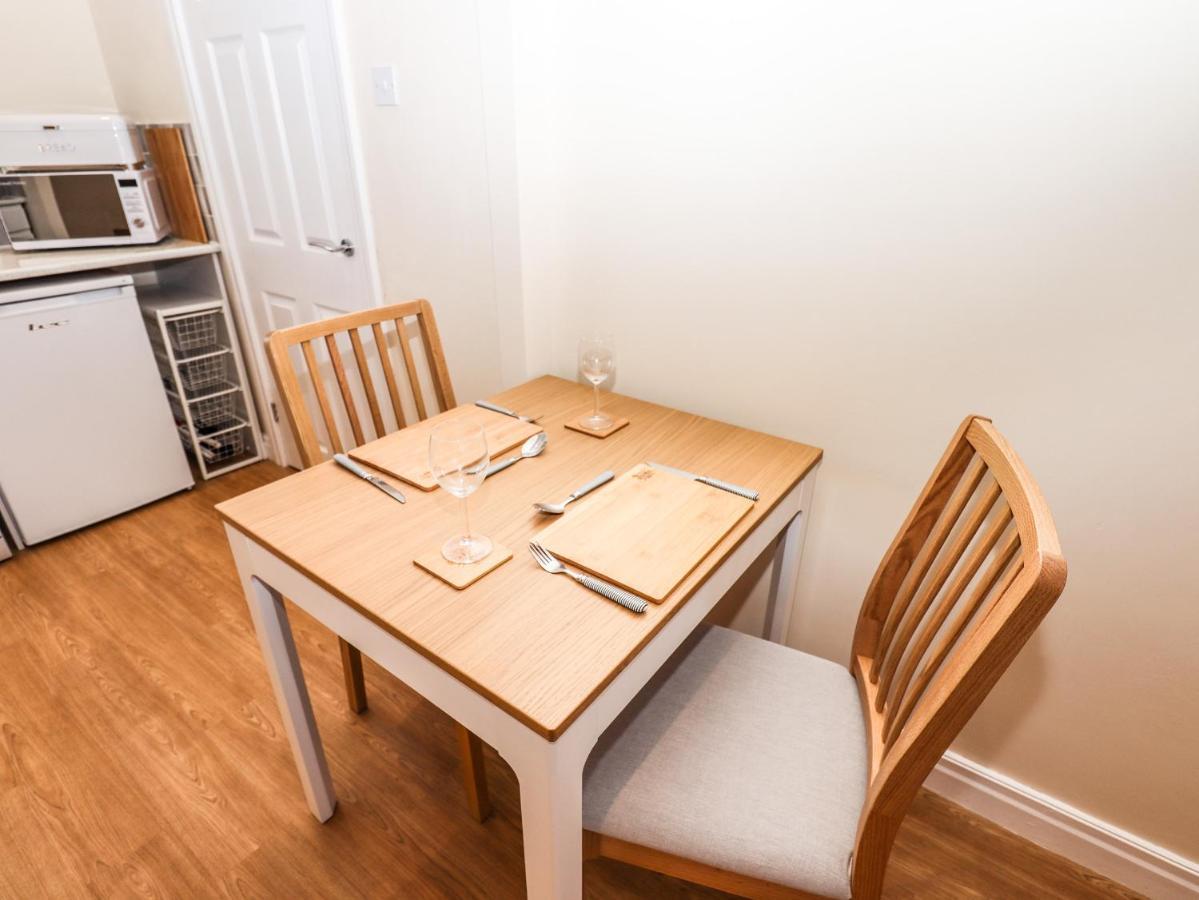 3 Rothbury Place Литам Сент Аннс Екстериор снимка